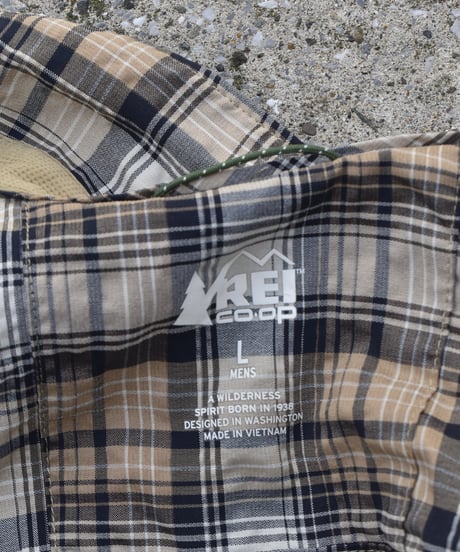 Used REI Long Sleeve Shirt 05-044