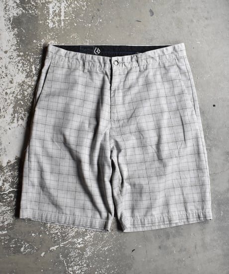 Used Volcom Plaid Shorts 03-175