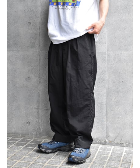 BAGGY SPORTS 2Tucks Nylon Pants - Black