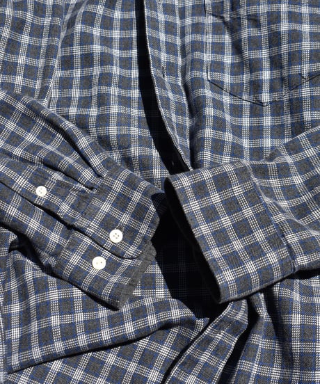 Used GAP Long Sleeve Plaid Shirt 05-039