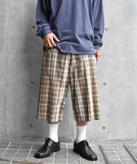Used Arizona Jean Company Plaid Shorts 03-173