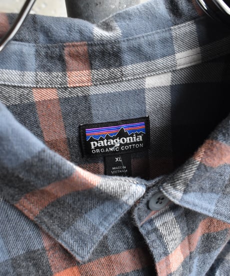 Used Patagonia Organic Cotton L/S Shirt 05-095