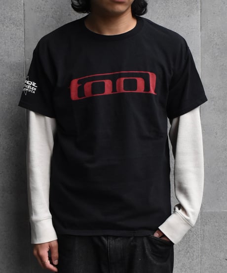 Used Tool Print Tee Black  04-460