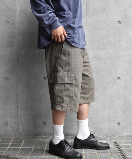 Used Quicksilver Plaid Cargo Shorts 03-172
