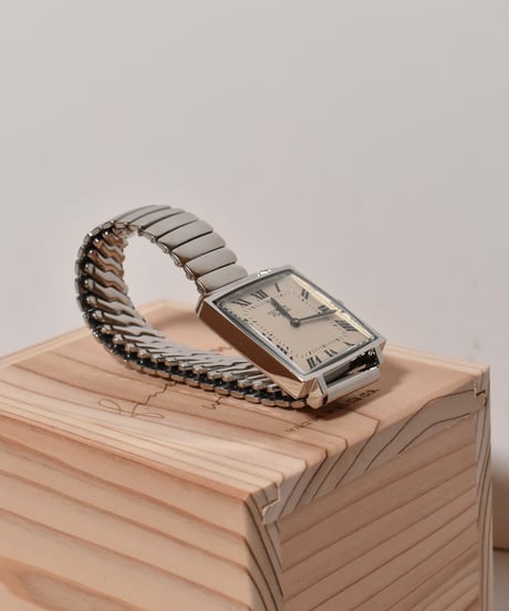 VAGUE WATCH CO. "Carre Extension"