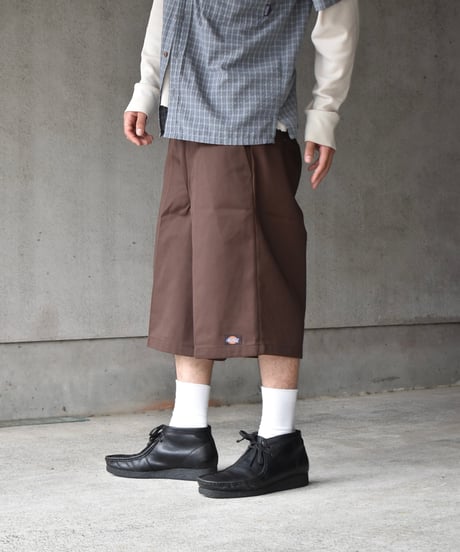 00s Deadstock Dickies 42283MH 13Inch Multi-Use Pocket Work Short Mahogany