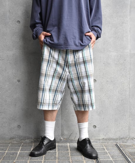 Used Levi's Plaid Shorts 03-171