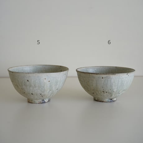 粉引灰釉　丼/竹本ゆき子