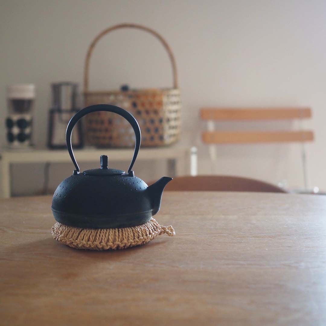 空間鋳造　鉄瓶　Sayu 大　南部鉄器 南部鉄瓶 南部鉄器 空間鋳造 Sayu 大 1L IH対応 【別倉庫発送】