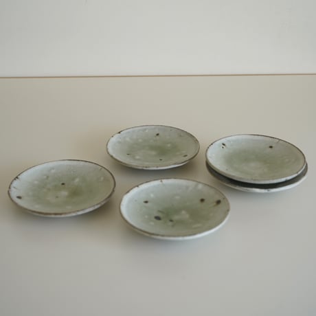 粉引灰釉　4.5寸皿/竹本ゆき子