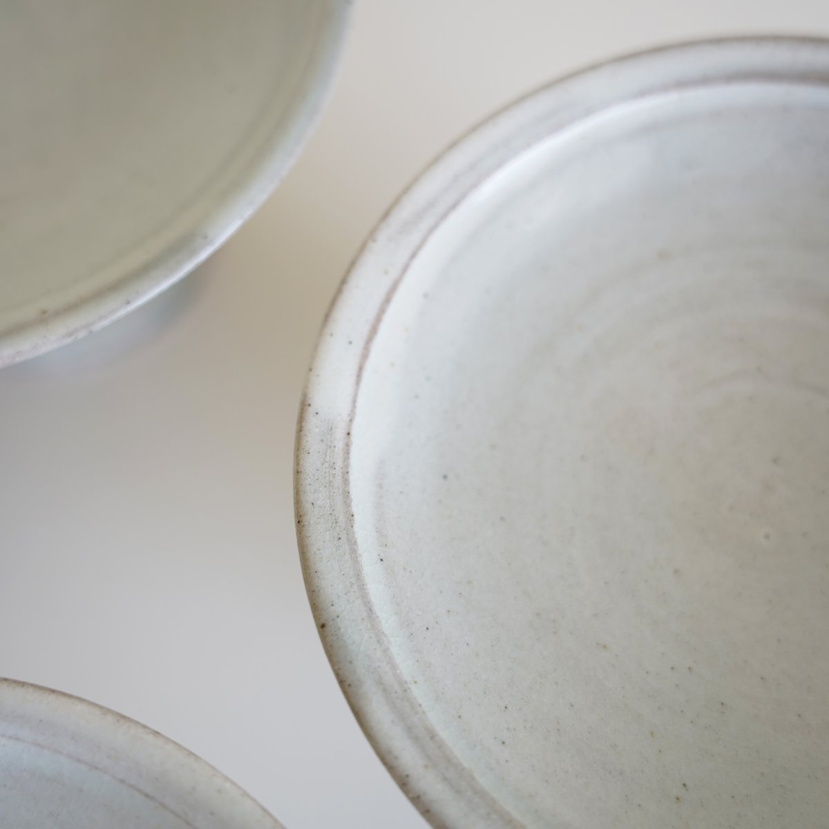 粉引5寸高台皿 | やまいち