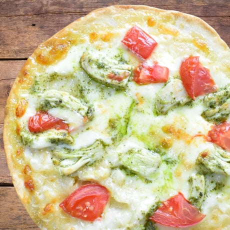 パリサクPizza！冷凍クリスピーピザ【広島レモン＆バジルチキン】