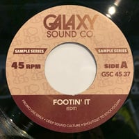 George Benson / Les McCann – Footin' It (Edit) / Harlem Buck (Edit) (7")
