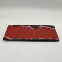 めぐみ皿(37×17×2)　桜のお山　赤