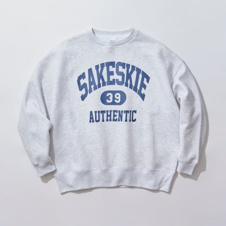 ■SAKESKIE College Logo Wide CrewNeck Sweat (Ash Gray × Navy)