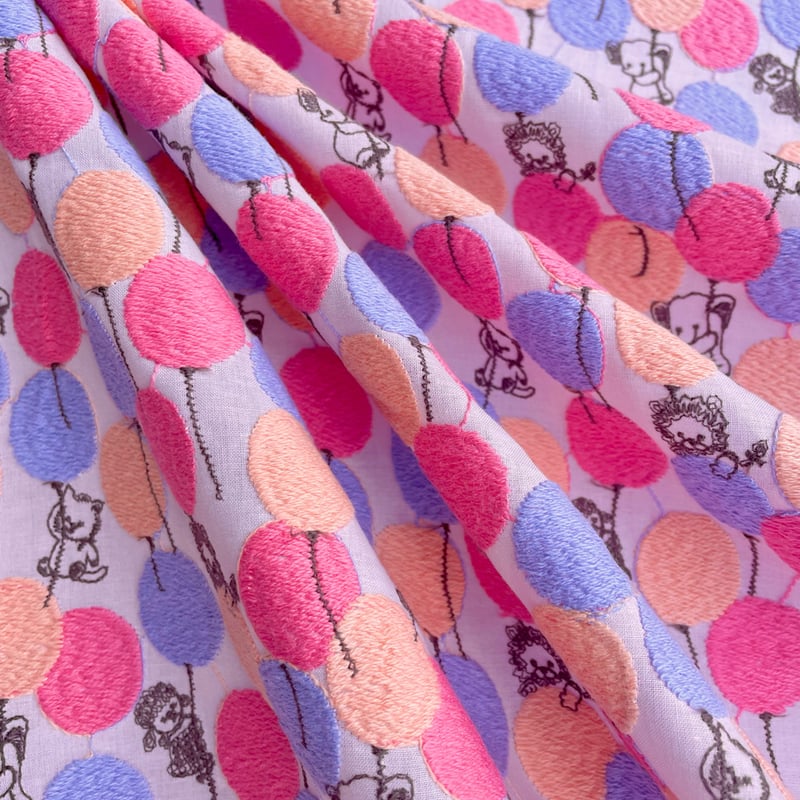 ふっくら食パンみたいなボストンバッグyukiemonバルーンランド刺繍生地