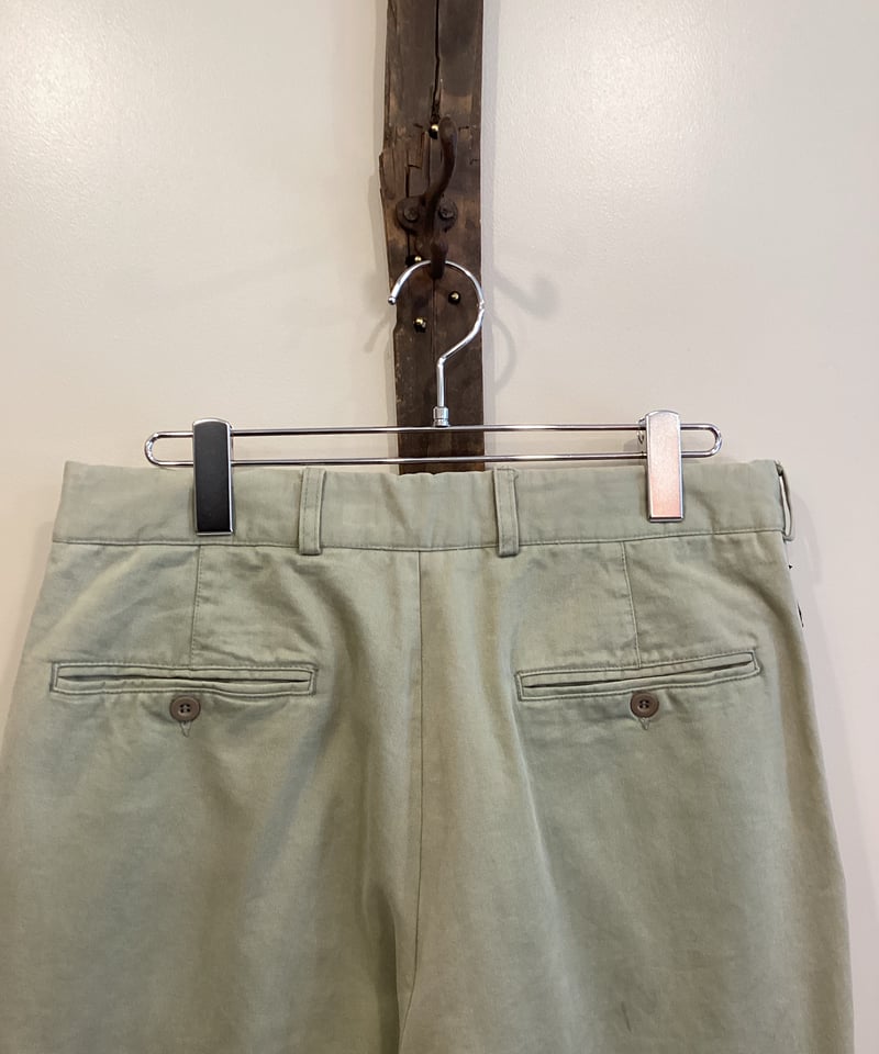 ARMANI】TWO TUCK TROUSERS size34(実寸W32×L34) MAD ARMANI】TWO TUCK TROUSERS size34(実寸W32×L34) MAD