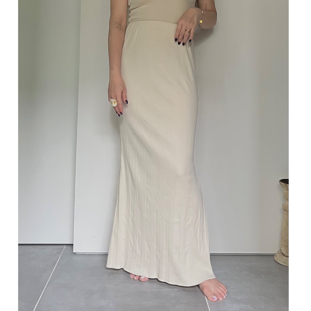 NO.62 RANDOM RIBS BELL SKIRT | muuet