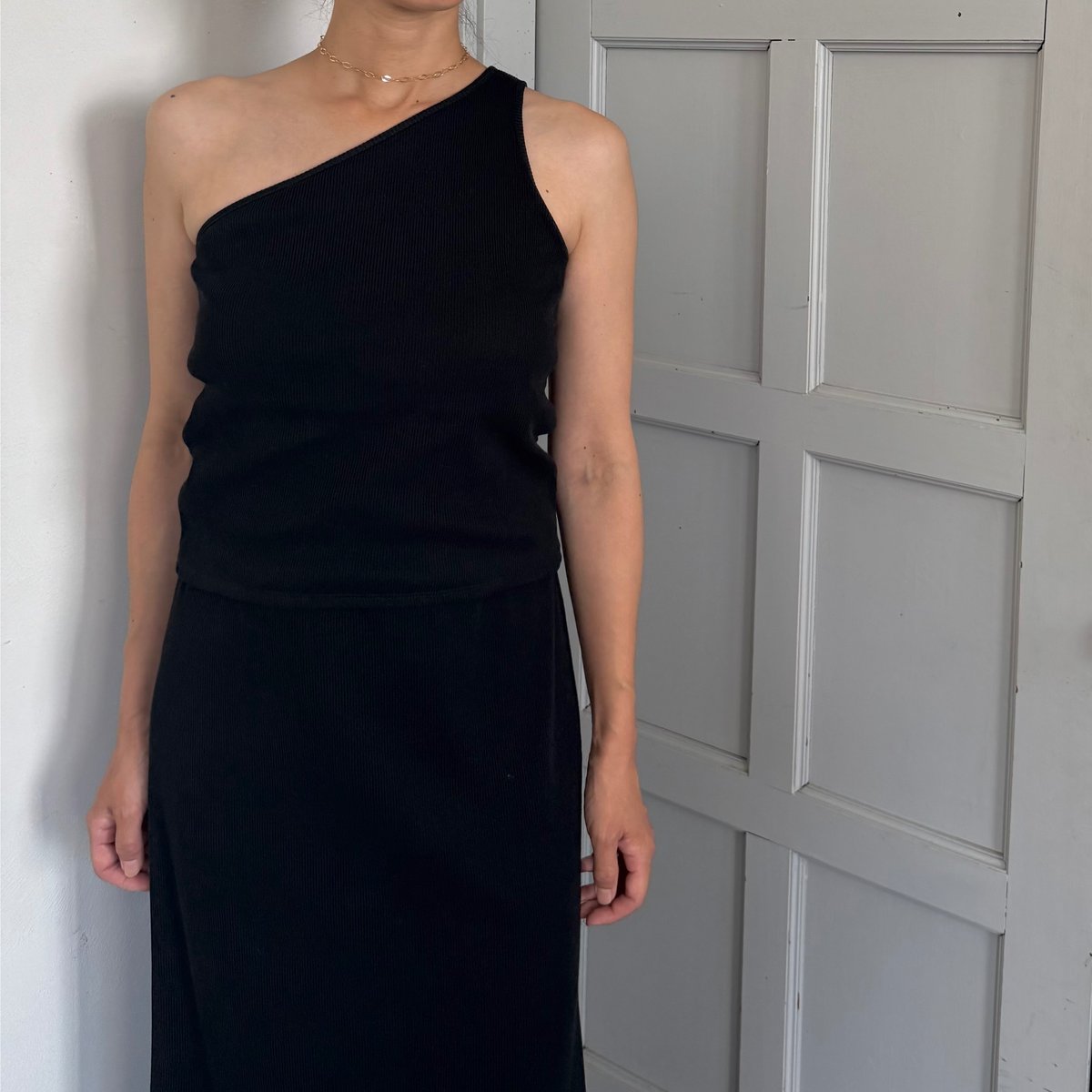 NO. 74 RIB ONESHOULDER -斜月- | muuet