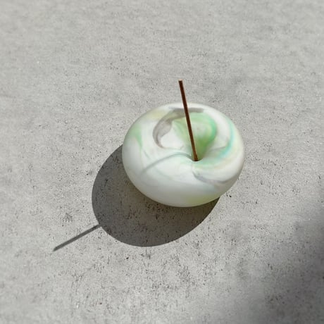 インセンスホルダー　マットホワイト& アップルグリーン