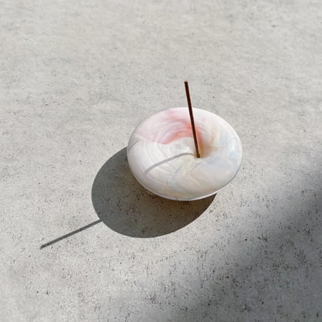 インセンスホルダー　ホワイト&チェリーブロッサム