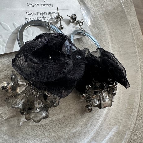 一点物♥noir glass flower