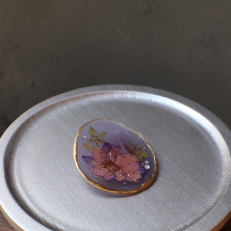 ブローチ 「デルフィニウムレジン」