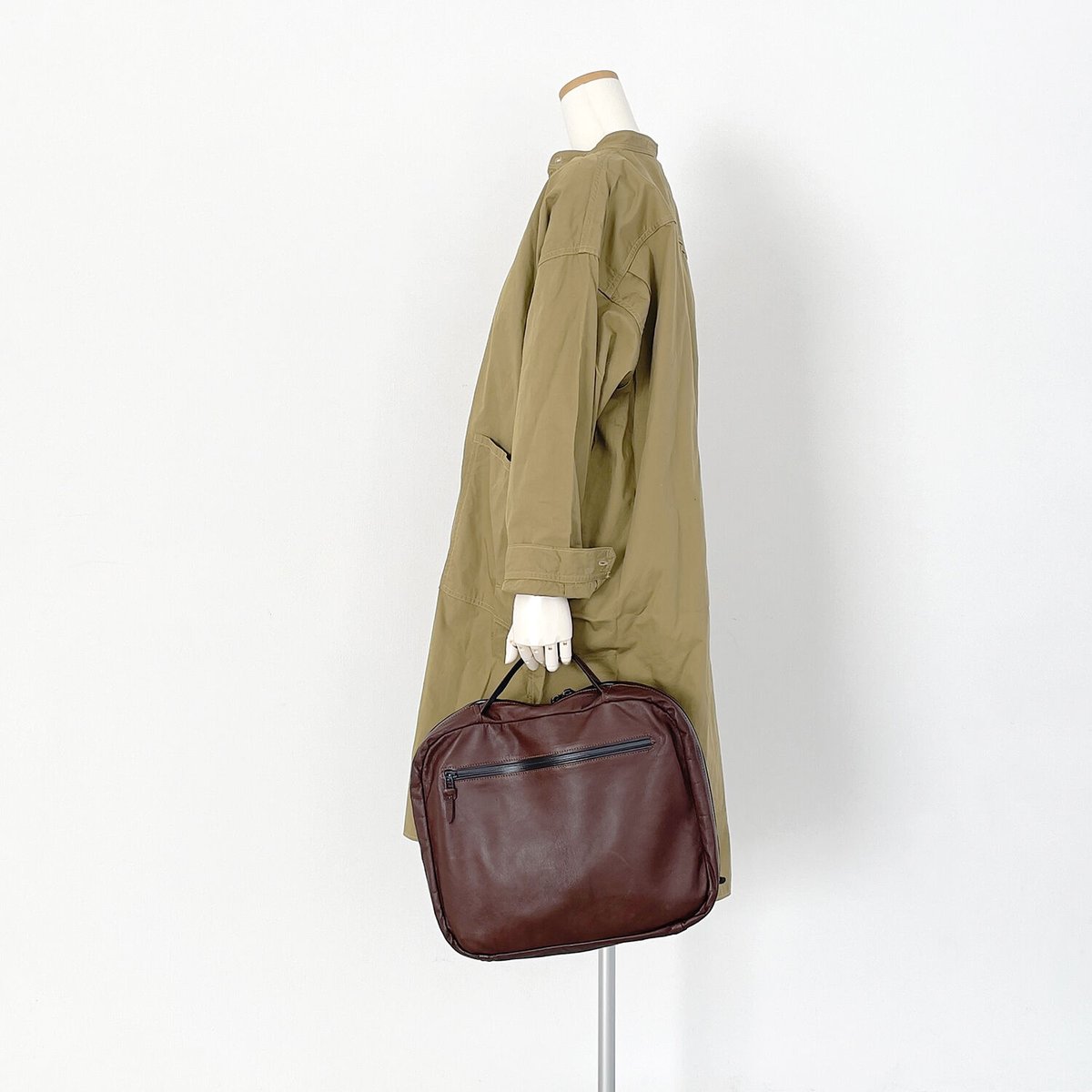 Damasquina ダマスキーナ インディゴレザー ドローストリング 2WAY Damasquina ダマスキーナ インディゴレザー ドローストリング 2WAY