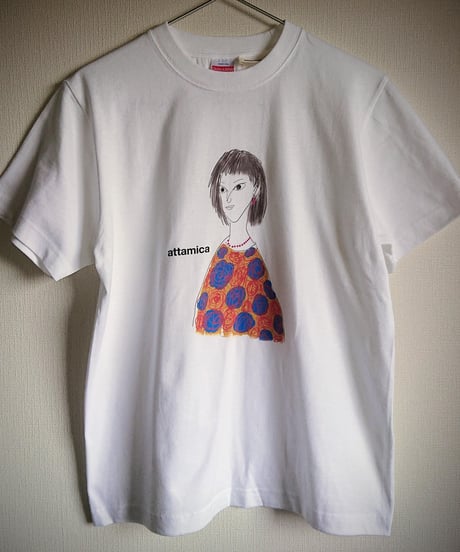 アッタミカのTシャツ (アンナ)