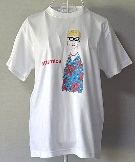 アッタミカのTシャツ（マーガレット）