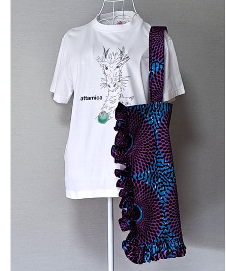 アッタミカのTシャツ（ドラゴンと猫のサバリン）