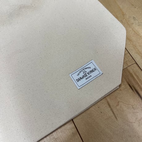大きめトートバック：モデルよんたくん