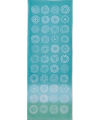 まんまる菊〈花緑青：はなろくしょう〉