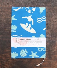 【数量限定】ブックカバー新書判〈海遊び〉