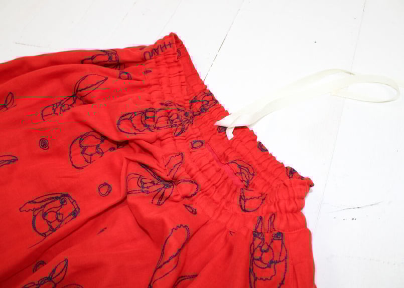 ☆うさぎ柄刺繍入りダブルガーゼ・エアリースカート☆ RED | Le