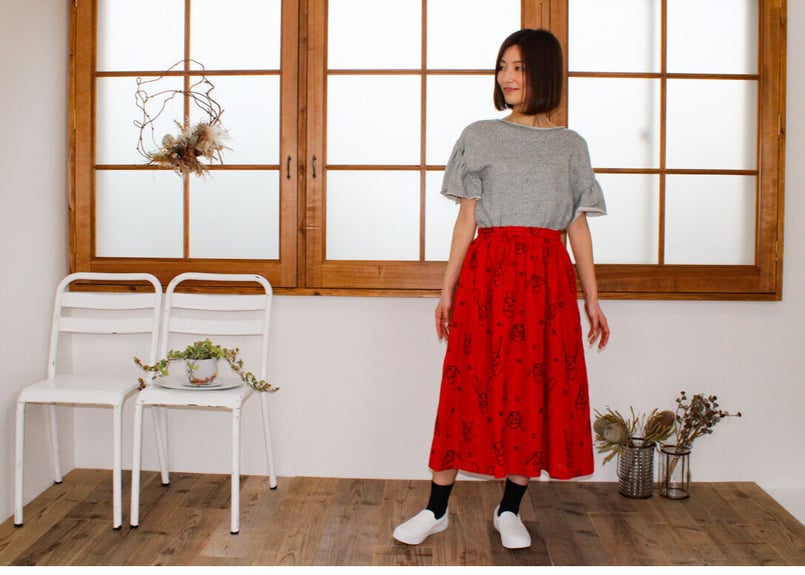 ア*カ様 巻きスカート　うさとの服　自然素材 ☆うさぎ柄刺繍入りダブルガーゼ・エアリースカート☆ RED | Le