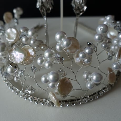 Oceanic Elegance Tiara
