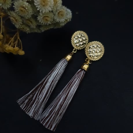 tassel accessory(a)