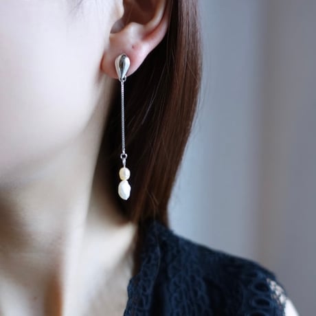 simple pearl accessory