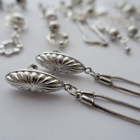 simple silver chain earring