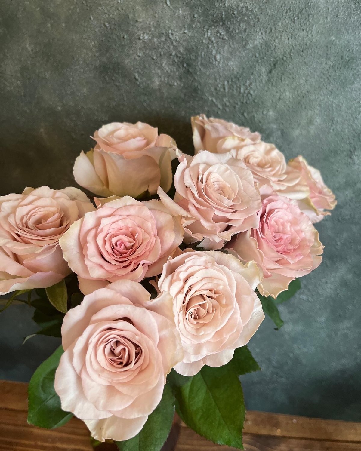 バラ「クリスタルドレス」10本入り | tige-fleuriste