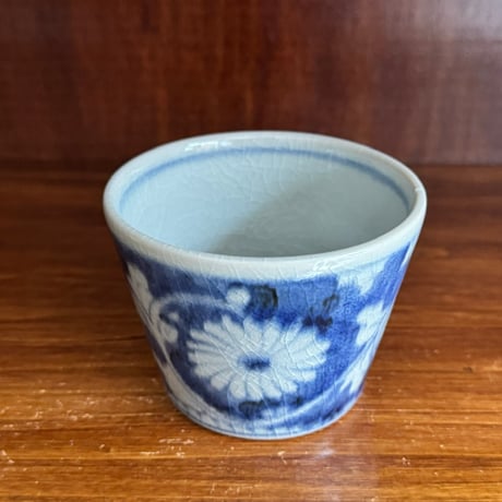 皐月窯　そば猪口 草花文白抜き さ10B