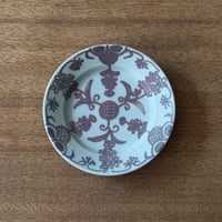 皐月窯　4寸花リム皿 釉里紅 瓔珞文(ようらくもん） さ4（直径約12cm)