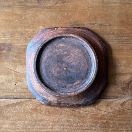 柳瀬俊一郎　八角皿 捻り・黒 24B1（約15×15cm)