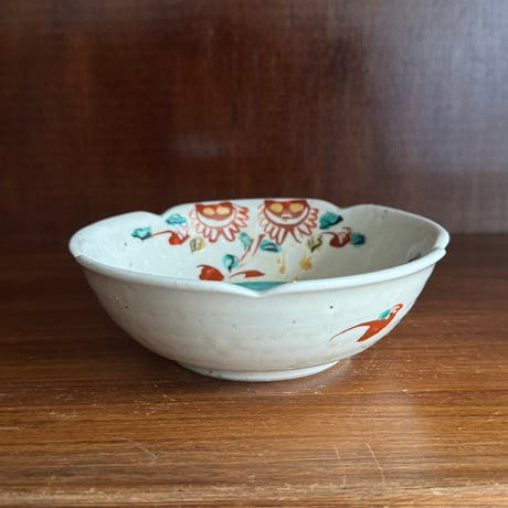 砥部焼 中田窯　4寸輪花鉢 N10A (直径約13cm)
