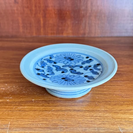 皐月窯　3.5寸高台皿 菊唐草 さ14C（直径約11cm)