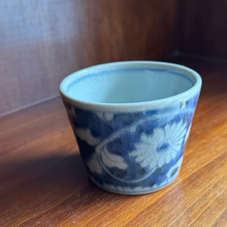 皐月窯　そば猪口 草花文白抜き さ10C