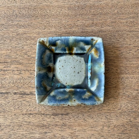 キマノ陶器　角皿（ミニ） キ23E（約9×9cm)