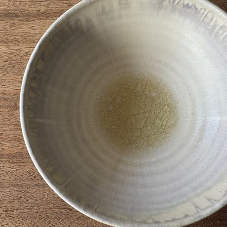 杉山悠　丸鉢（中）17A (直径約15.5cm)
