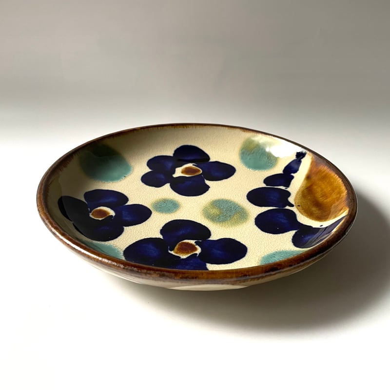 エドメ陶房　７寸鉢　板皿 エドメ陶房 7寸皿 花紋 F | kogeiseikatsu.shop